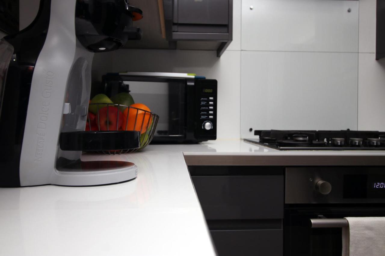 New 2 Bed Comfort - Functional - Secure - Private Κάρντιφ Εξωτερικό φωτογραφία