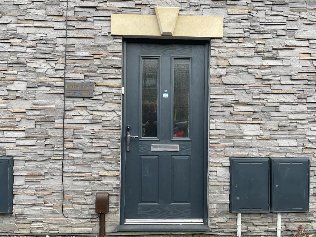 New 2 Bed Comfort - Functional - Secure - Private Κάρντιφ Εξωτερικό φωτογραφία