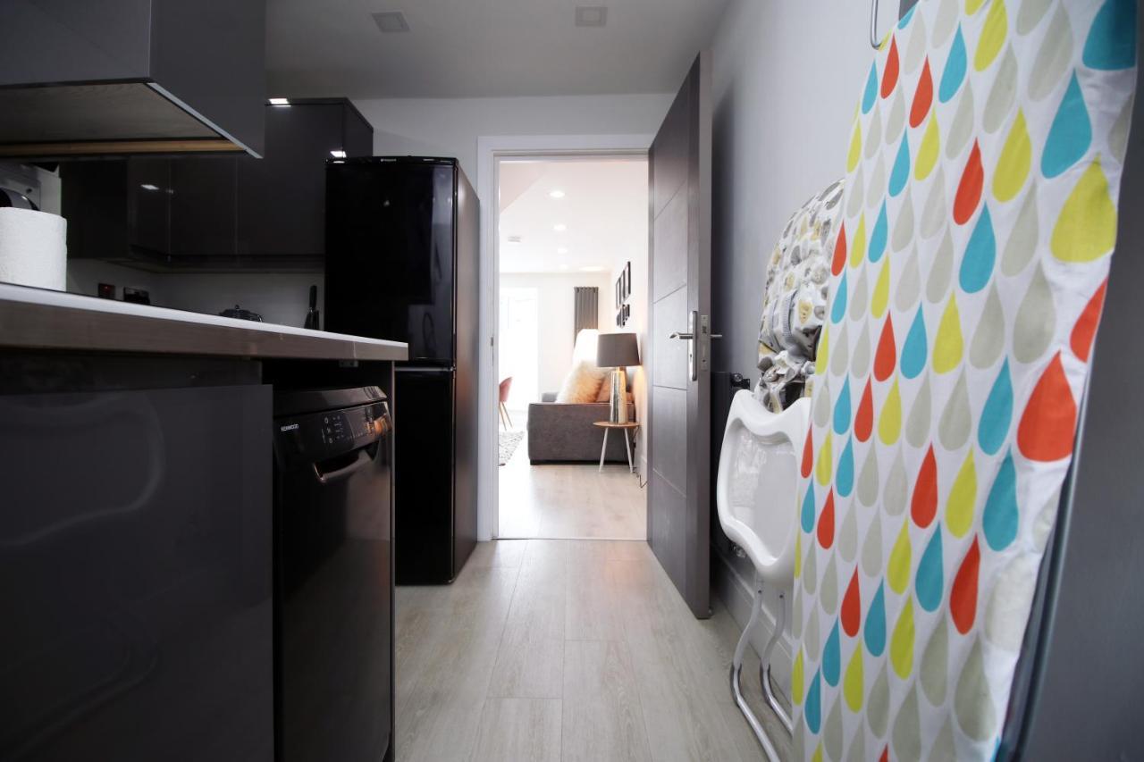 New 2 Bed Comfort - Functional - Secure - Private Κάρντιφ Εξωτερικό φωτογραφία