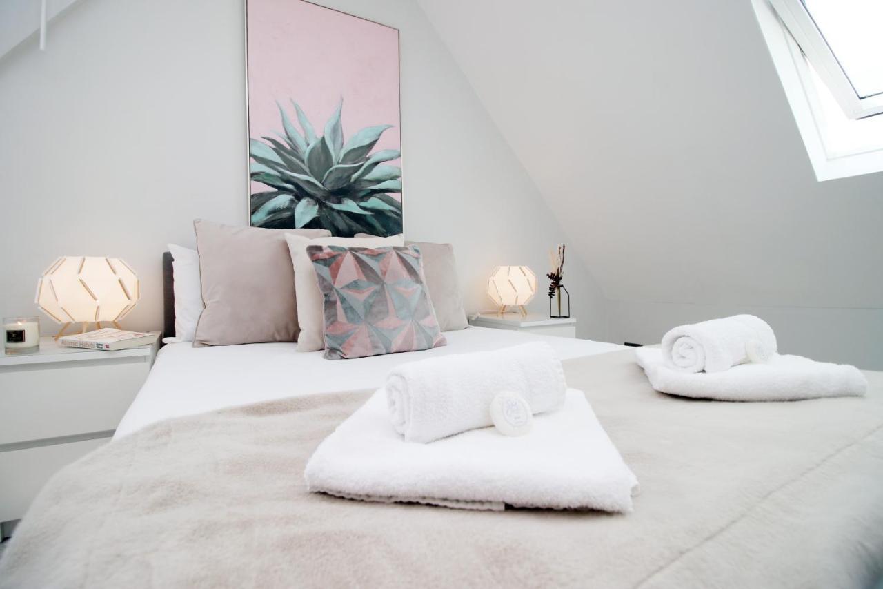 New 2 Bed Comfort - Functional - Secure - Private Κάρντιφ Εξωτερικό φωτογραφία