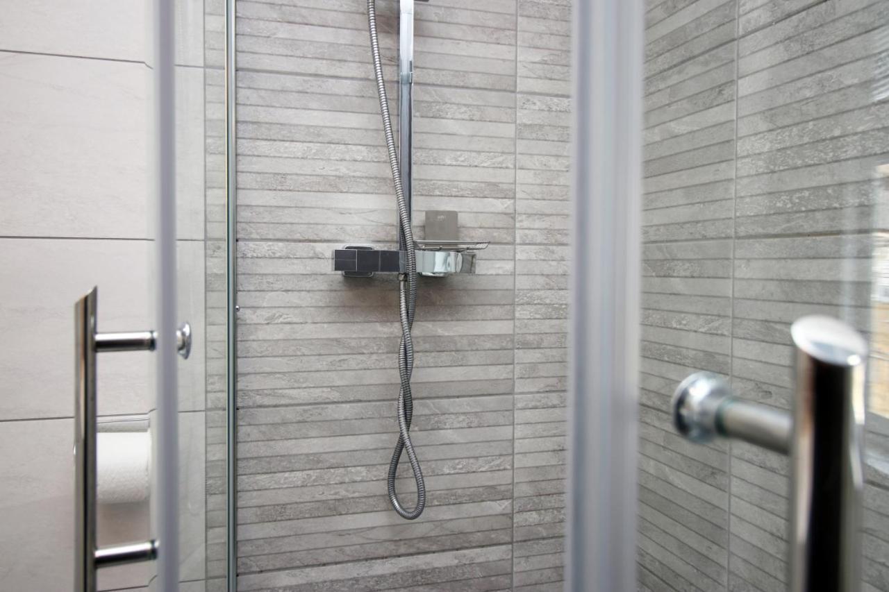 New 2 Bed Comfort - Functional - Secure - Private Κάρντιφ Εξωτερικό φωτογραφία