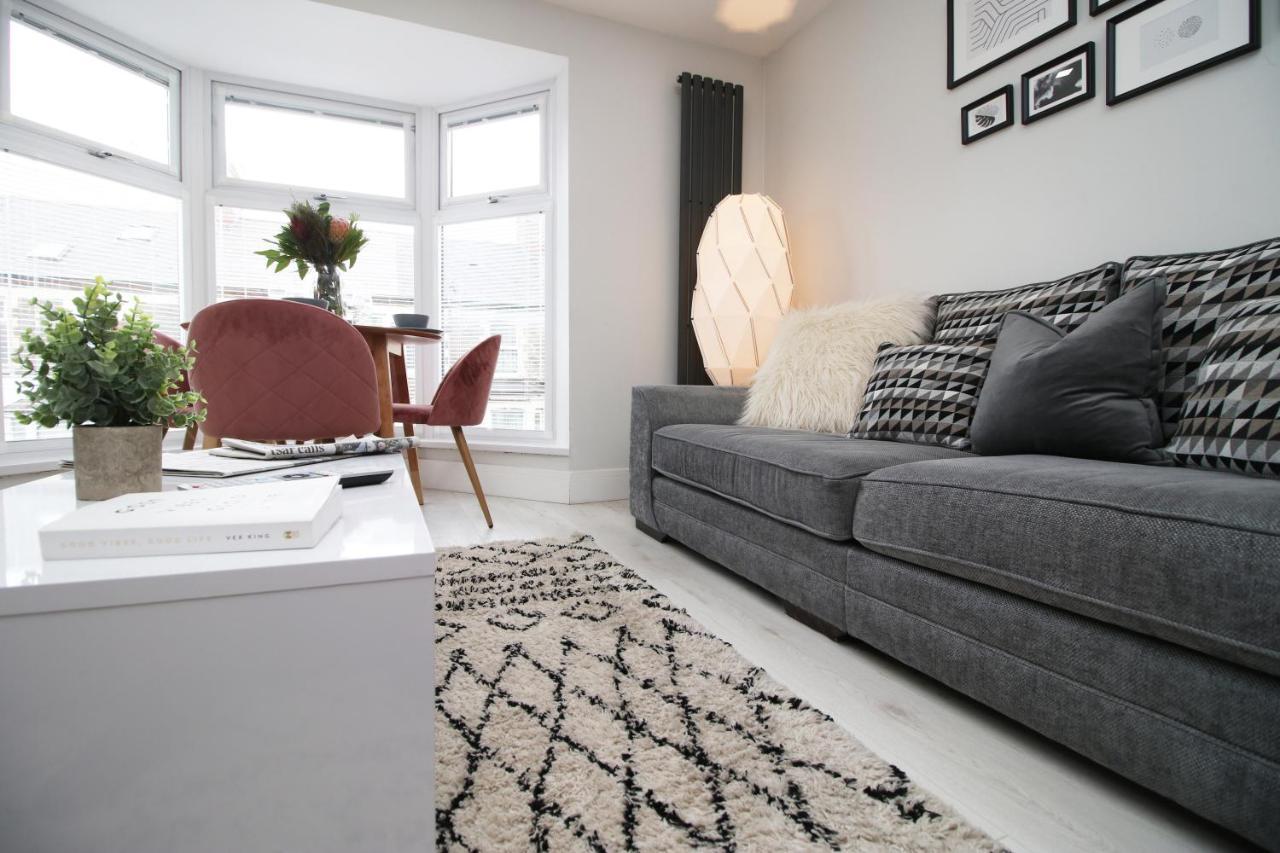 New 2 Bed Comfort - Functional - Secure - Private Κάρντιφ Εξωτερικό φωτογραφία