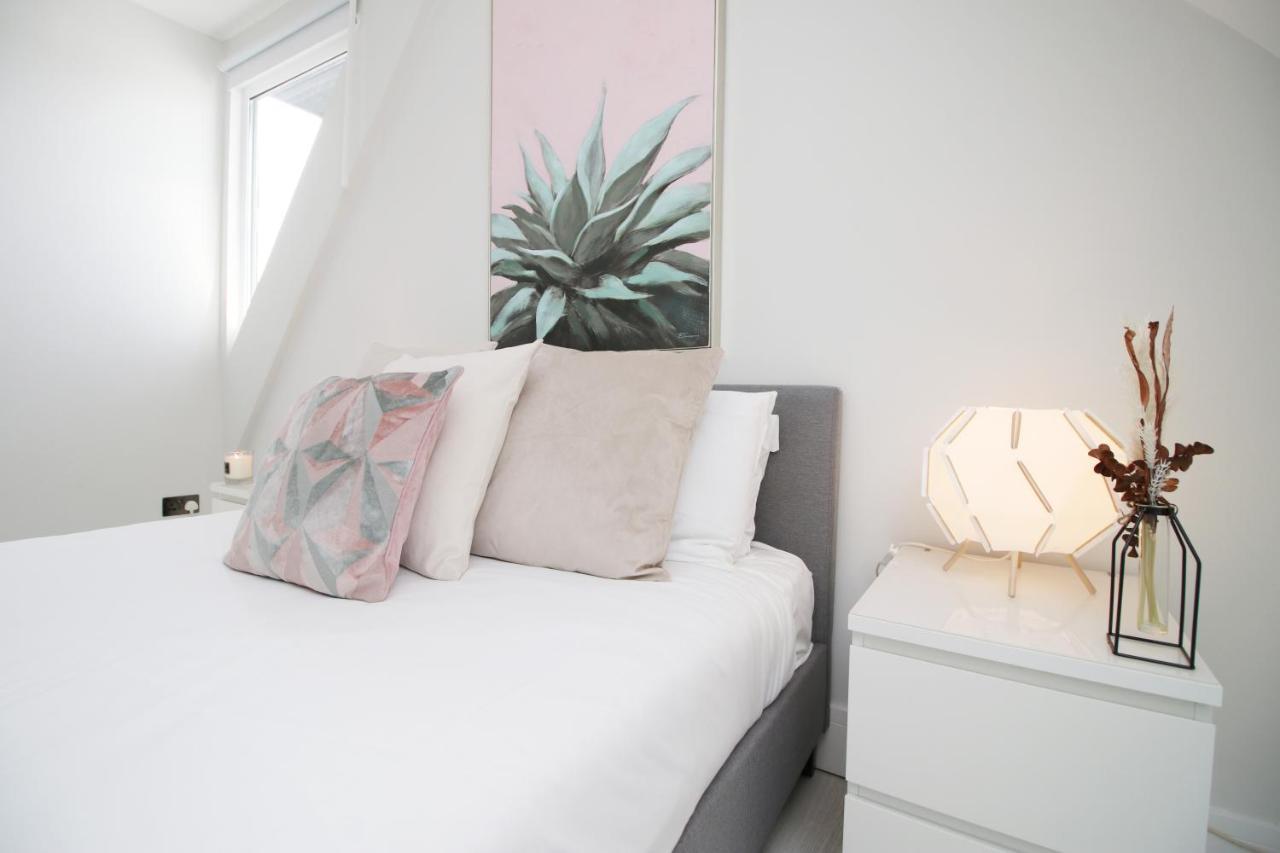 New 2 Bed Comfort - Functional - Secure - Private Κάρντιφ Εξωτερικό φωτογραφία